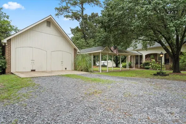 1774 Highway 55 HWY E, Clover, SC 29710