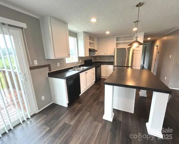 1849 Weston DR, Vale, NC 28168