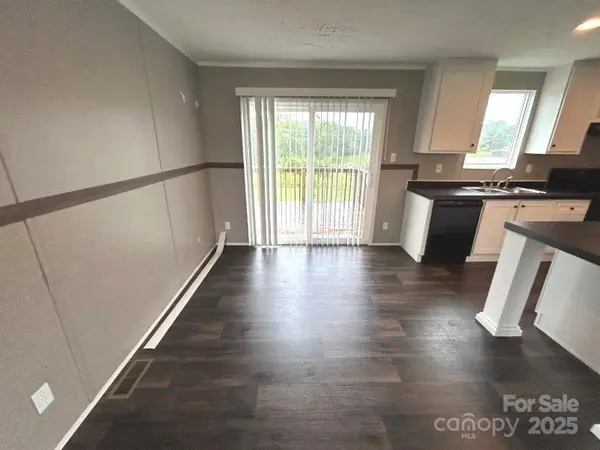 1849 Weston DR, Vale, NC 28168