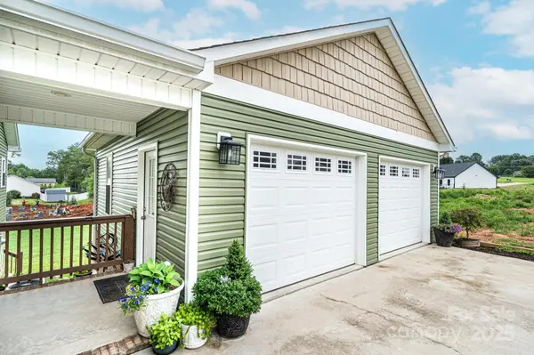 8189 Bailey RD, Connelly Springs, NC 28612