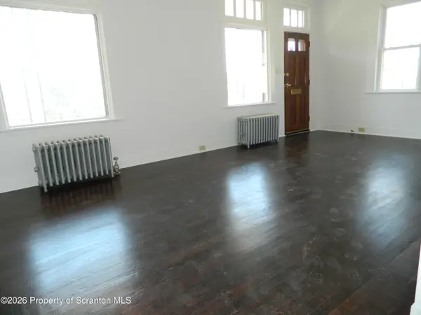 127 E Pine ST #1st Floor, Dunmore, PA 18512