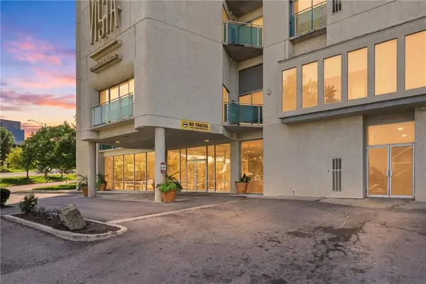 3838 Rainbow BLVD #911, Kansas City, KS 66103
