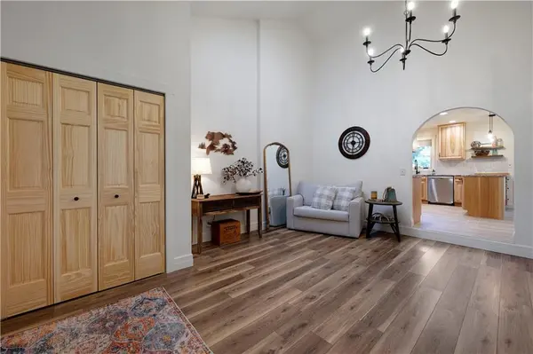 12001 W 150th CIR, Olathe, KS 66062
