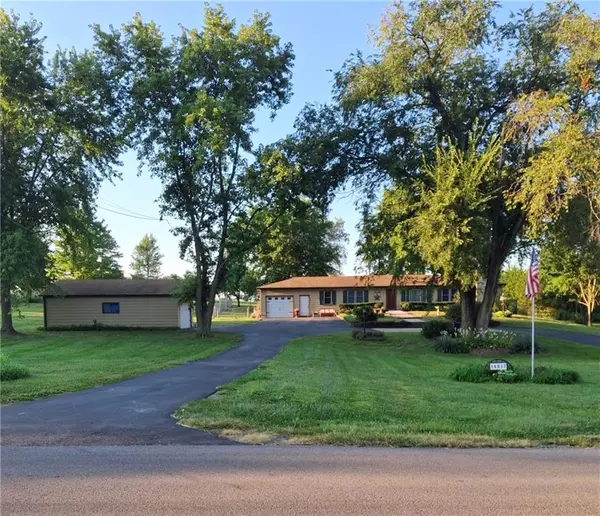 14017 Stillwell ST, Bonner Springs, KS 66012