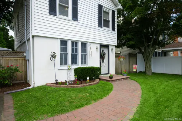 314 6th AVE, Saint James, NY 11780