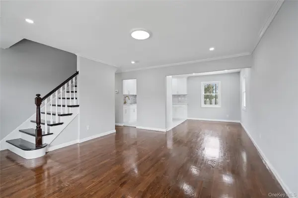 48 Cliff AVE, Hempstead, NY 11550