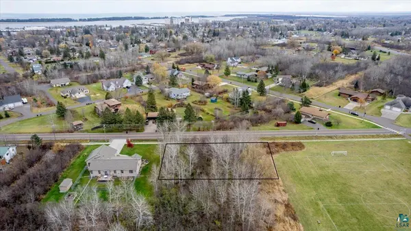 2409 Bardon Ave, Superior, WI 54880