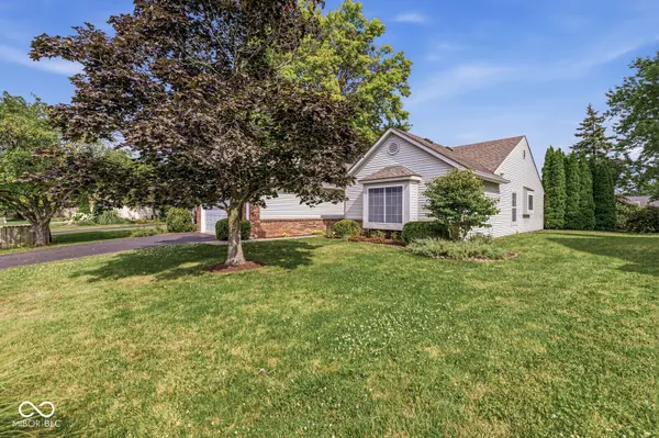 6866 Wild Cherry DR, Fishers, IN 46038