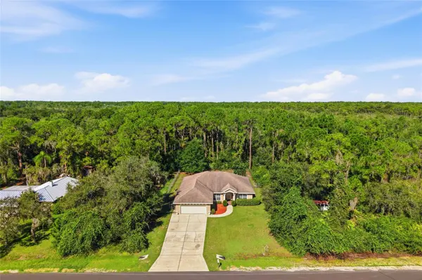 640 HIGHLANDS LAKE DR, Lake Placid, FL 33852