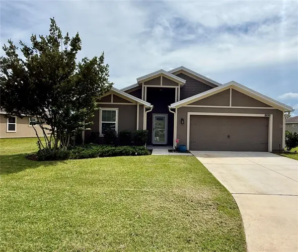8690 LAKE GEORGE CIR E, Macclenny, FL 32063