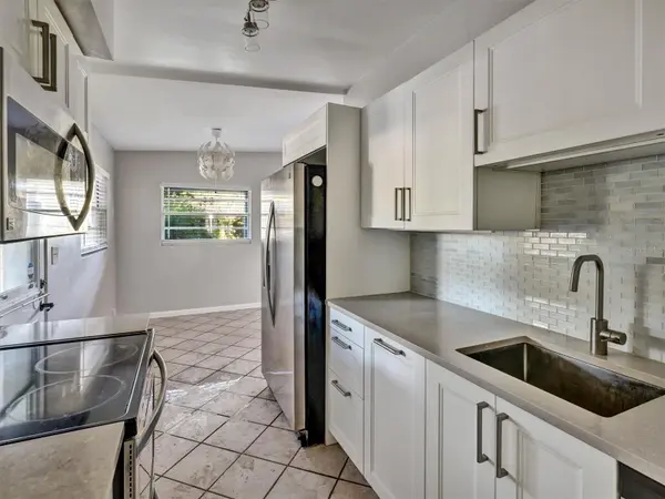 2112 VIVADA ST, Orlando, FL 32803