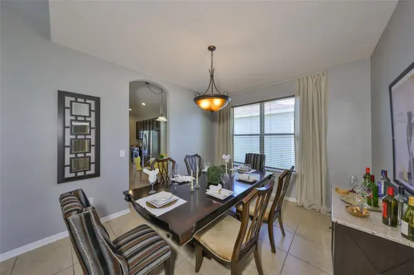 11408 COVENTRY GROVE CIR, Lithia, FL 33547