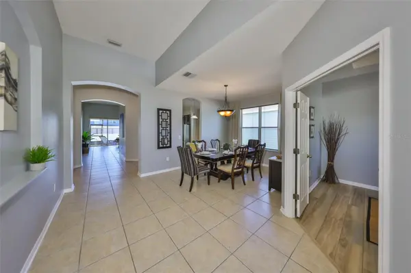11408 COVENTRY GROVE CIR, Lithia, FL 33547
