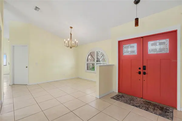 1703 PADDOCK DR, Plant City, FL 33566