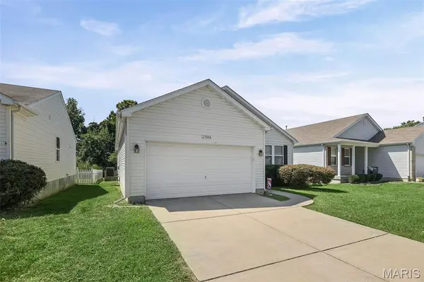 2544 Wintercreek DR, Belleville, IL 62221