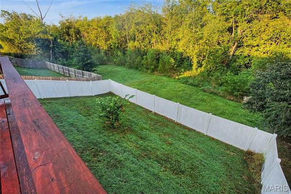 292 Arbor CIR, Jackson, MO 63755