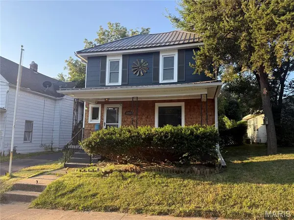 1215 Paris AVE, Hannibal, MO 63401
