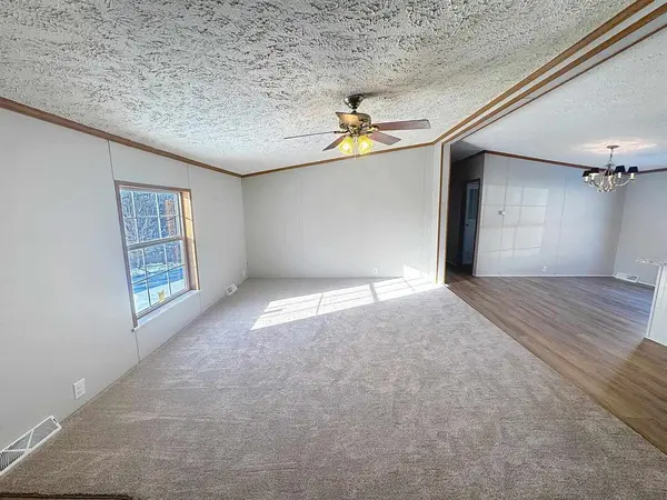 1739 120th AVE, Aledo, IL 61231
