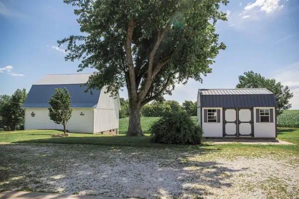 720 N 2400th AVE, Ursa, IL 62376