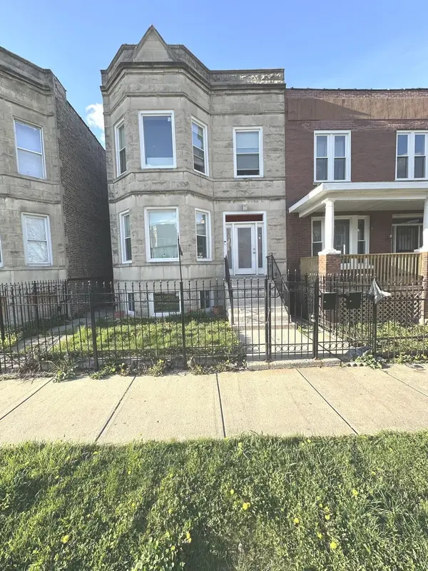 4424 W Congress Pkwy, Chicago, IL 60624