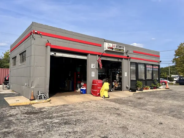 4940 Main ST, Skokie, IL 60077