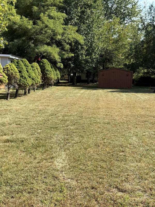 28/93 Woodhaven Lakes AVE, Sublette, IL 61367