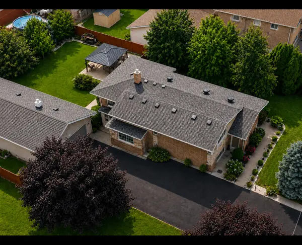 7901 W 93rd ST, Hickory Hills, IL 60457