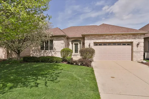 145 Rose DR,  Bloomingdale,  IL 60108