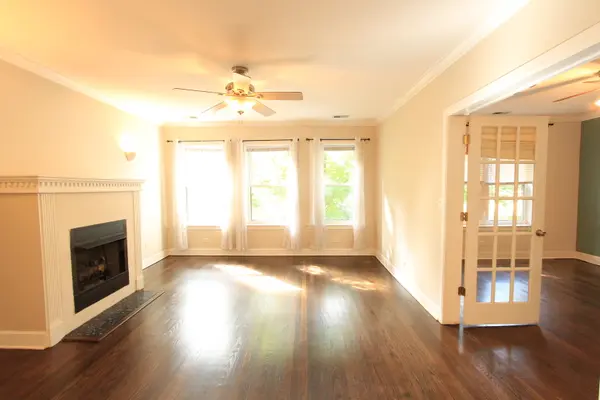 7059 N Damen AVE #2N, Chicago, IL 60645