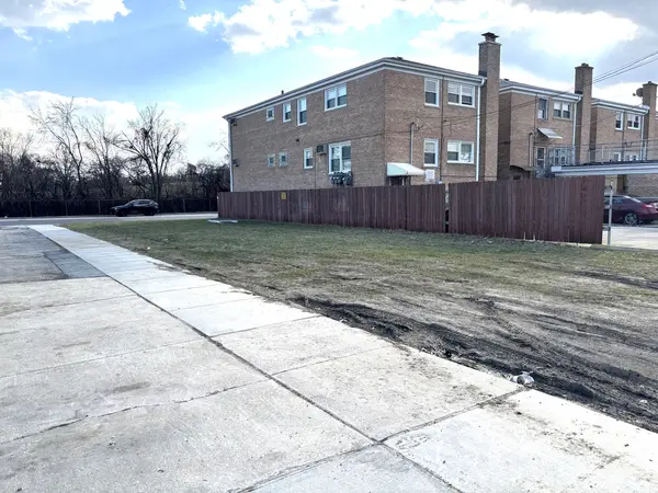 6420 W Gunnison ST, Harwood Heights, IL 60706