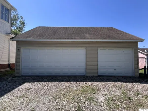 100 S Franklin St., Clayton, IL 62324