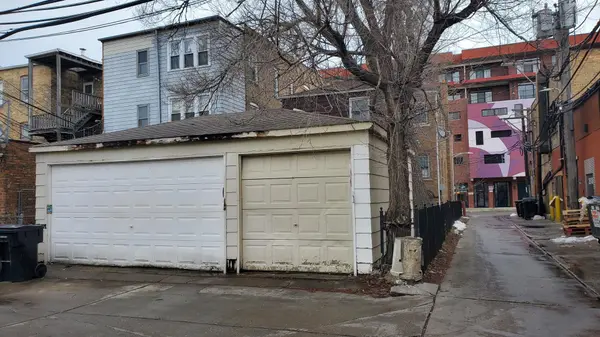 6414 N Rockwell ST, Chicago, IL 60645
