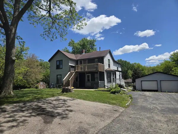945-947 South ST, Woodstock, IL 60098