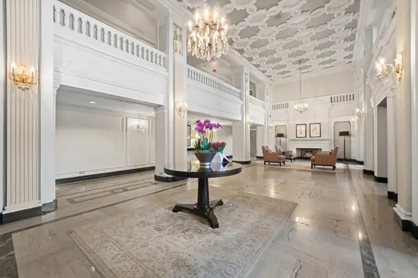 3530 N Lake Shore DR #12B, Chicago, IL 60657