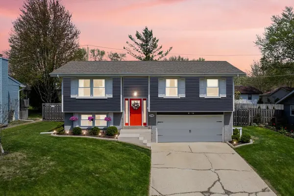 716 S 9th AVE, St. Charles, IL 60174