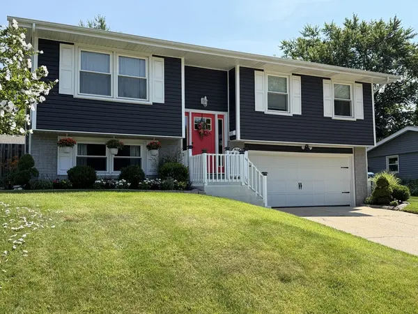 716 S 9th AVE, St. Charles, IL 60174