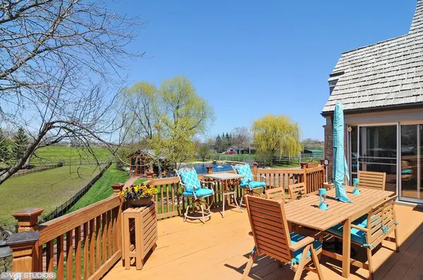 14080 W Old School RD, Mettawa, IL 60048