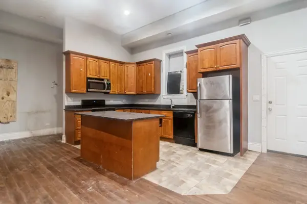 3659 W Palmer ST, Chicago, IL 60647