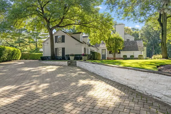 410 Rollingwood LN, Joliet, IL 60431
