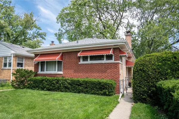 2843 Hawthorne ST, Franklin Park, IL 60131