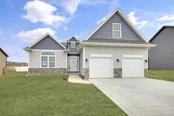 8309 Dylan DR, Merrillville, IN 46410