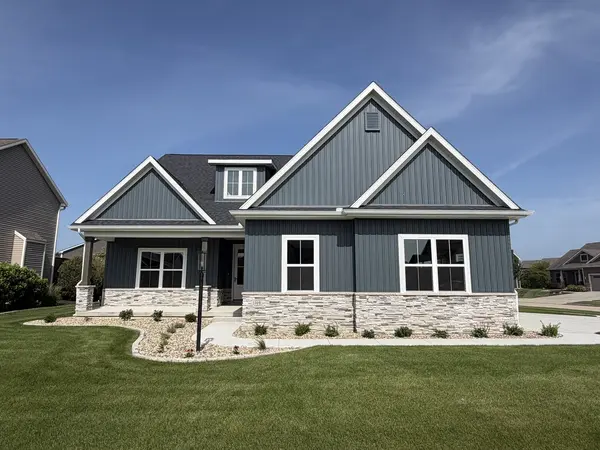 1108 Glen Abbey DR, Champaign, IL 61822