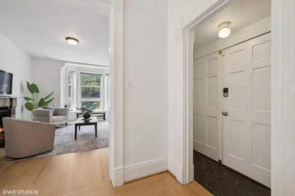1411 N WELLS ST #3W, Chicago, IL 60610