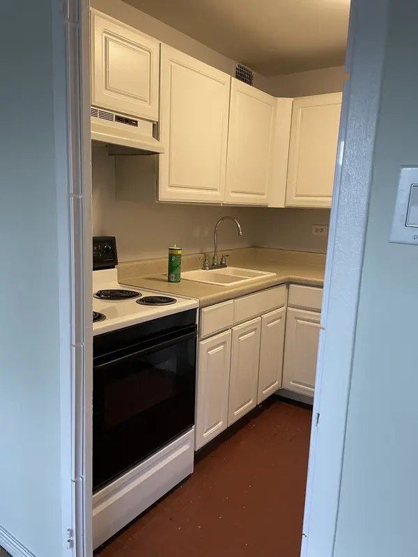 Address not disclosed, Chicago, IL 60613