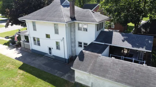 425 S 4th ST, Watseka, IL 60970