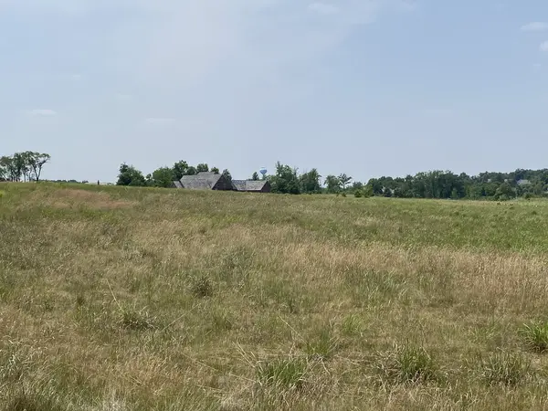 1200 E Longwood DR, Woodstock, IL 60098