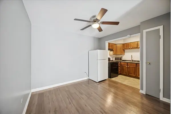 415 Wesley AVE #36, Oak Park, IL 60302