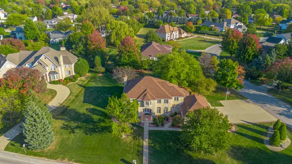 310 Barrington DR, Bourbonnais, IL 60914