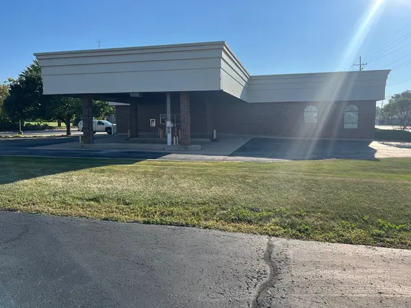 435 E North ST, Bradley, IL 60915