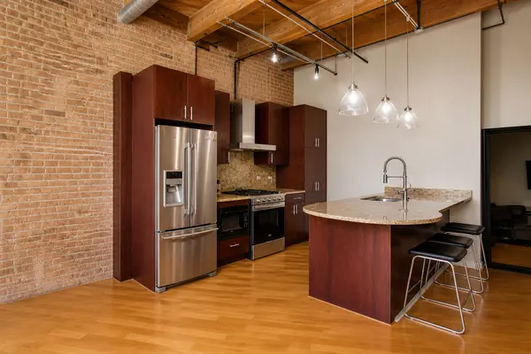1040 W Adams ST #374, Chicago, IL 60607
